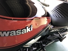 KAWASAKI  Z900RS  タンク　塗らないヘコミ修理　デントリペア