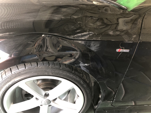 群馬県のお客様 アウディTT アルミボディ鈑金塗装 | 群馬県太田市の